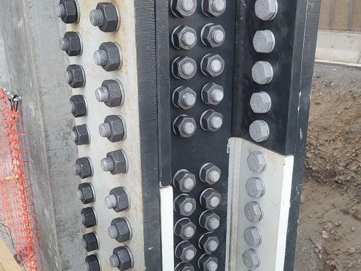 Bolted column splice